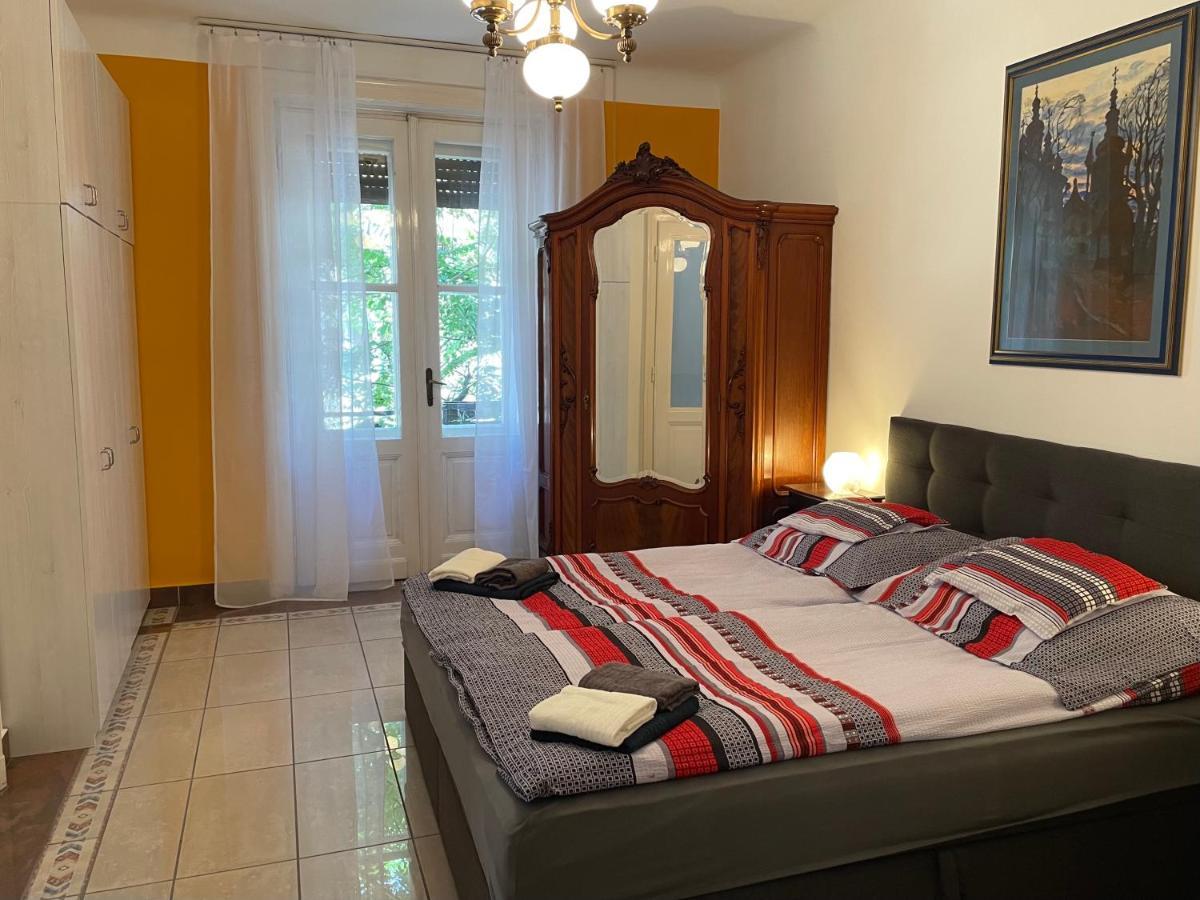 Buda Castle Apartment บูดาเปสต์ ภายนอก รูปภาพ
