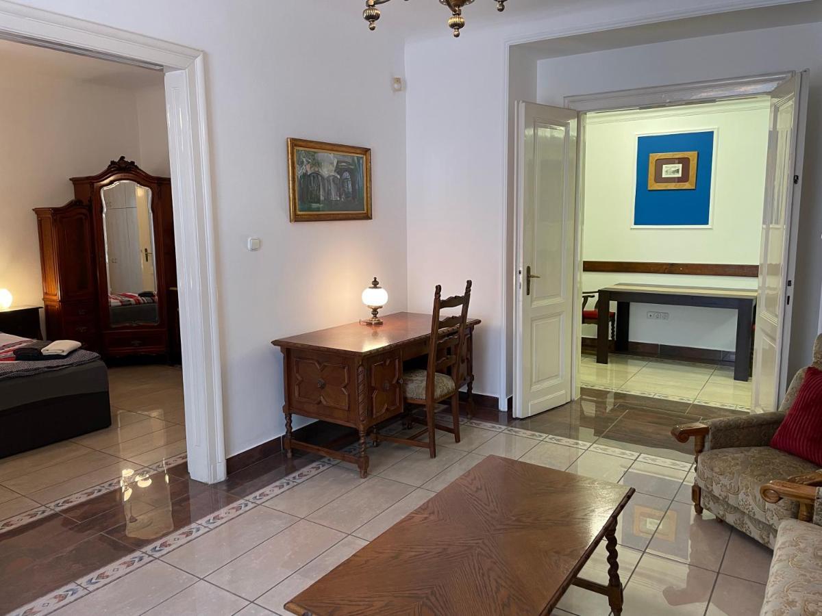 Buda Castle Apartment บูดาเปสต์ ภายนอก รูปภาพ